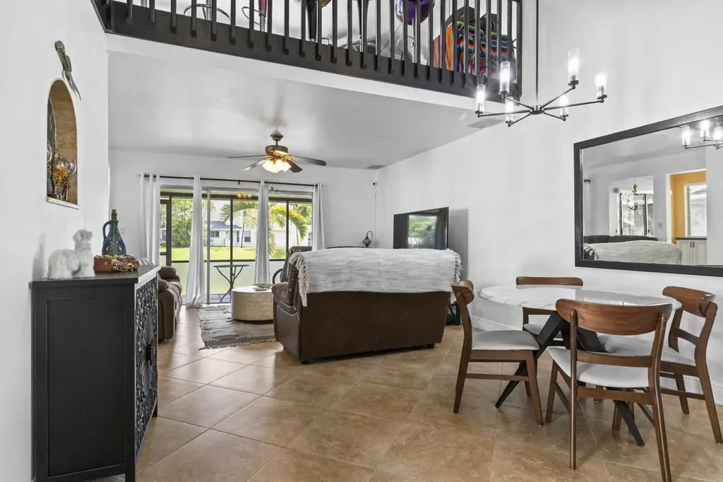 2030 Discovery Circle E Deerfield Beach FL 33442