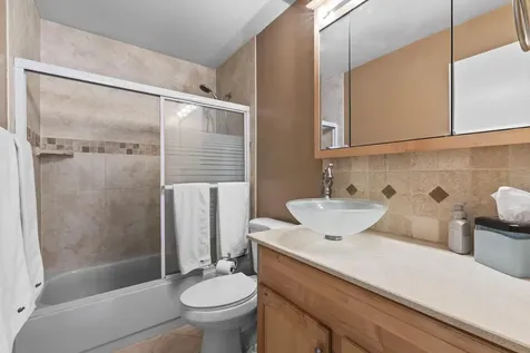 2030 Discovery Circle E Deerfield Beach FL 33442