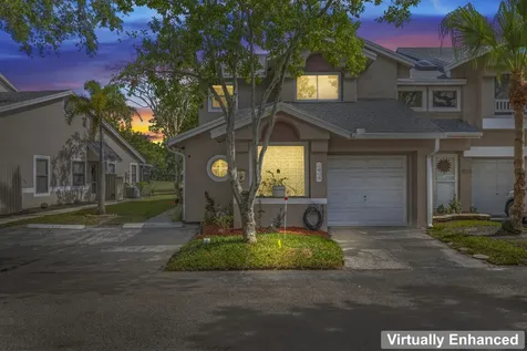 2030 Discovery Circle E Deerfield Beach FL 33442