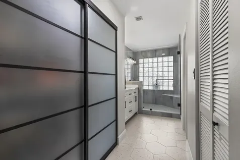 2030 Discovery Circle E Deerfield Beach FL 33442