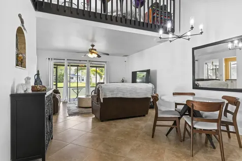 2030 Discovery Circle E Deerfield Beach FL 33442