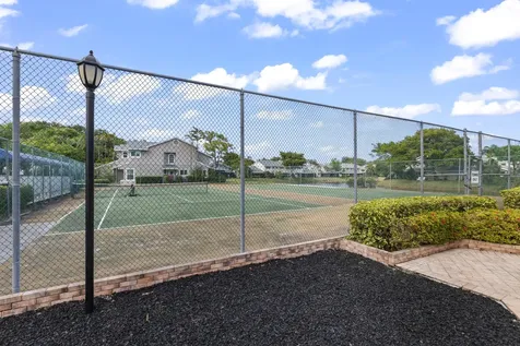2030 Discovery Circle E Deerfield Beach FL 33442