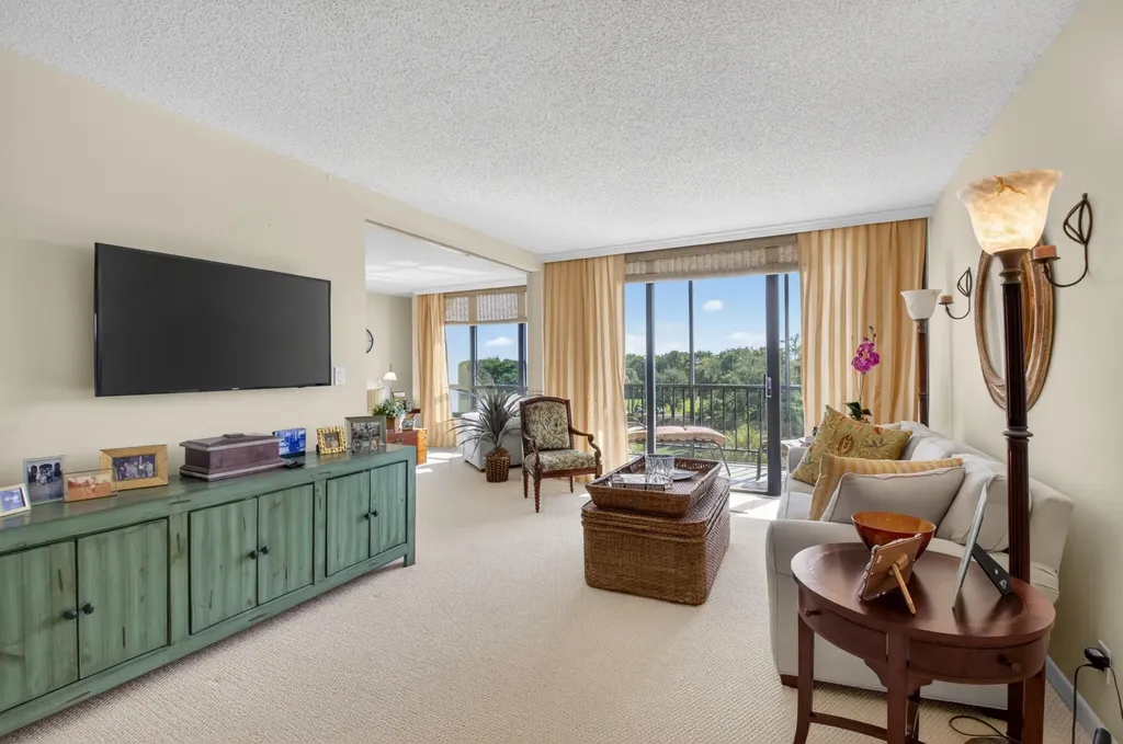 6797 Willow Wood Drive Boca Raton FL 33434