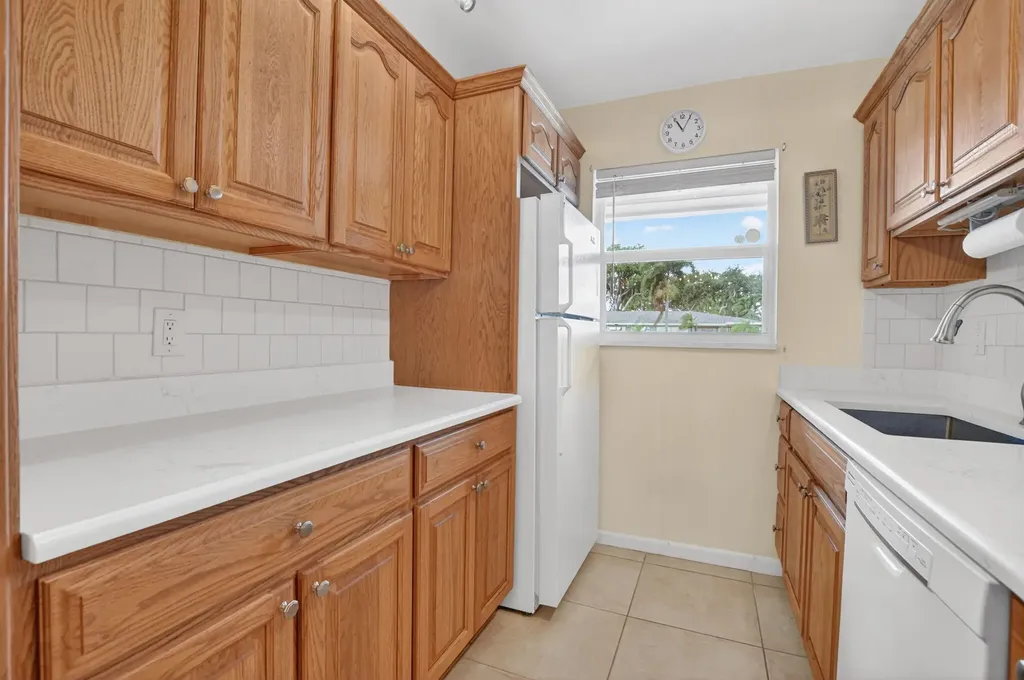920 South Drive Delray Beach FL 33445