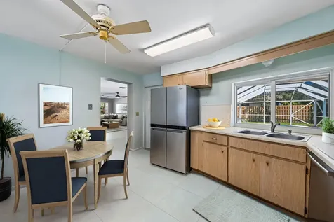 804 SE 16th Court Deerfield Beach FL 33441