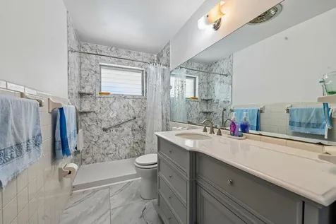 804 SE 16th Court Deerfield Beach FL 33441