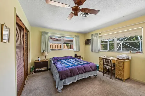 804 SE 16th Court Deerfield Beach FL 33441