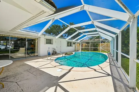 804 SE 16th Court Deerfield Beach FL 33441