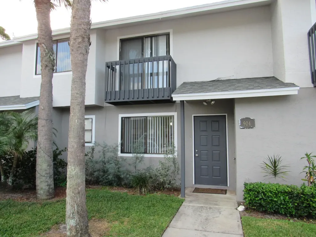 904 Riverside Drive Greenacres FL 33463