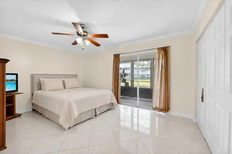 559 Mansfield Boca Raton FL 33434