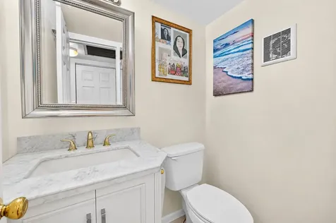 559 Mansfield Boca Raton FL 33434