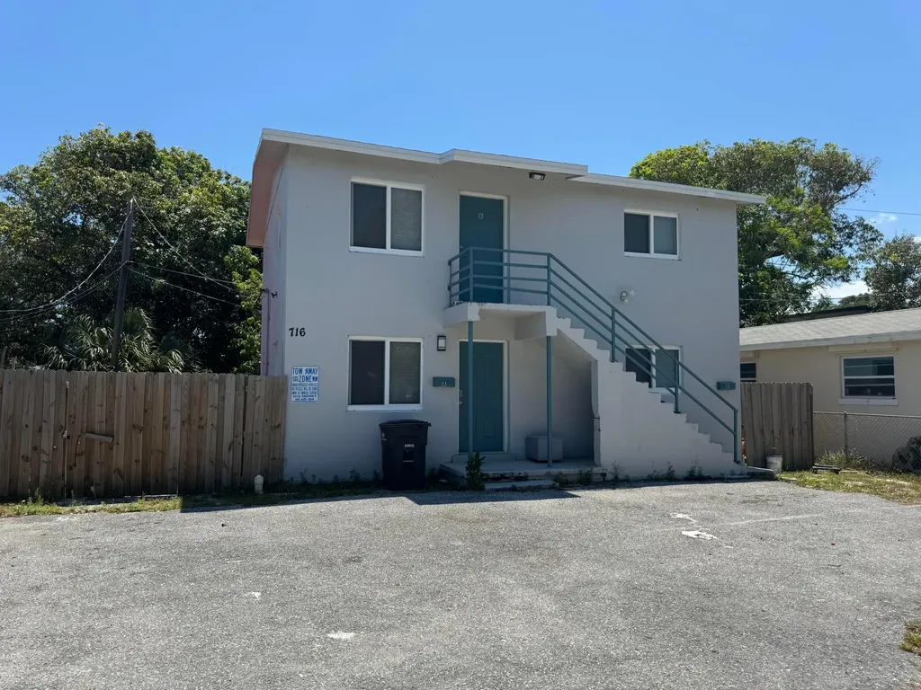 716 22nd Street West Palm Beach FL 33407