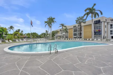 3040 NE 16th Avenue Oakland Park FL 33334