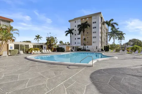 3040 NE 16th Avenue Oakland Park FL 33334