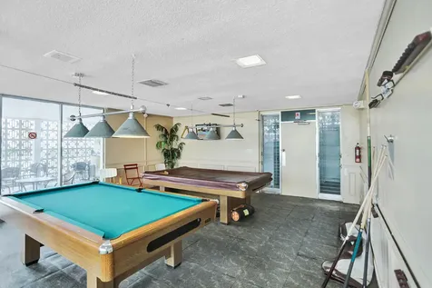 3040 NE 16th Avenue Oakland Park FL 33334