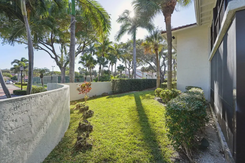100 Pelican Pointe Drive Delray Beach FL 33483