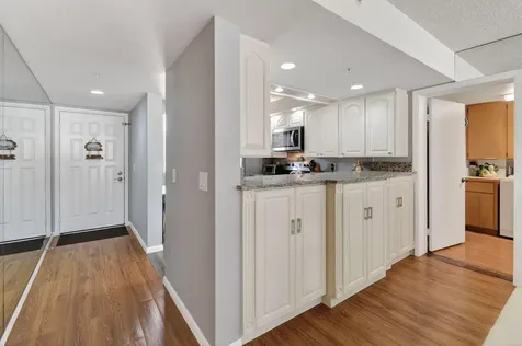 2401 Marina Isle Way Jupiter FL 33477