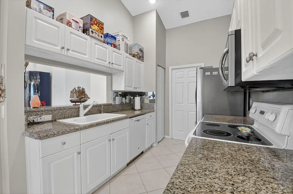 7470 Chorale Road Boynton Beach FL 33437