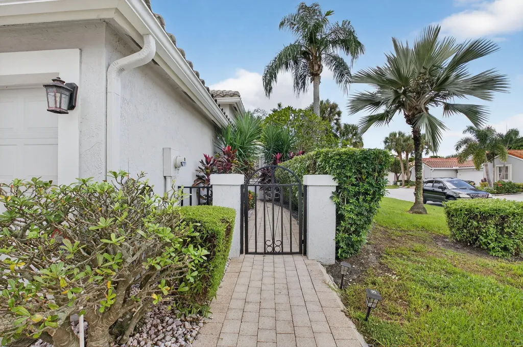 7470 Chorale Road Boynton Beach FL 33437