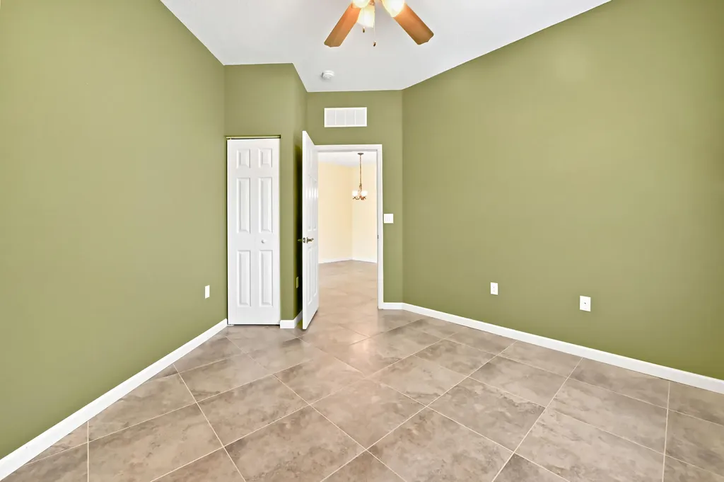 739 SW Rocky Bayou Terrace Port St Lucie FL 34986