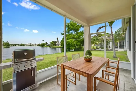 739 SW Rocky Bayou Terrace Port St Lucie FL 34986