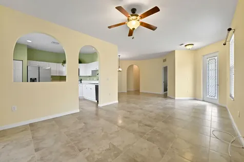 739 SW Rocky Bayou Terrace Port St Lucie FL 34986