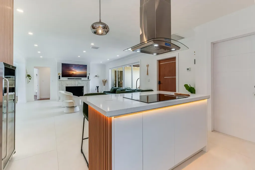 616 NE 16th Terrace Fort Lauderdale FL 33304
