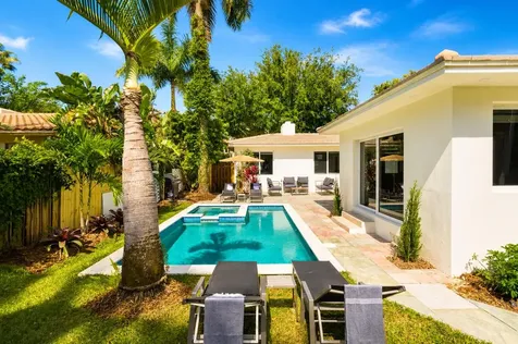 610 NE 16th Terrace Fort Lauderdale FL 33304