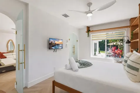 610 NE 16th Terrace Fort Lauderdale FL 33304