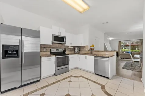 2264 Salerno Circle Weston FL 33327