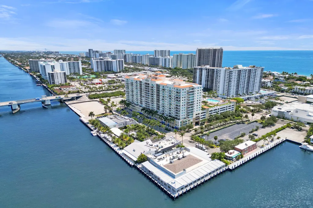 3020 NE 32nd Avenue Fort Lauderdale FL 33308
