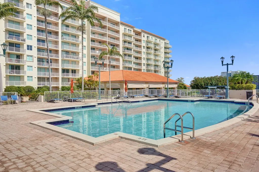 3020 NE 32nd Avenue Fort Lauderdale FL 33308