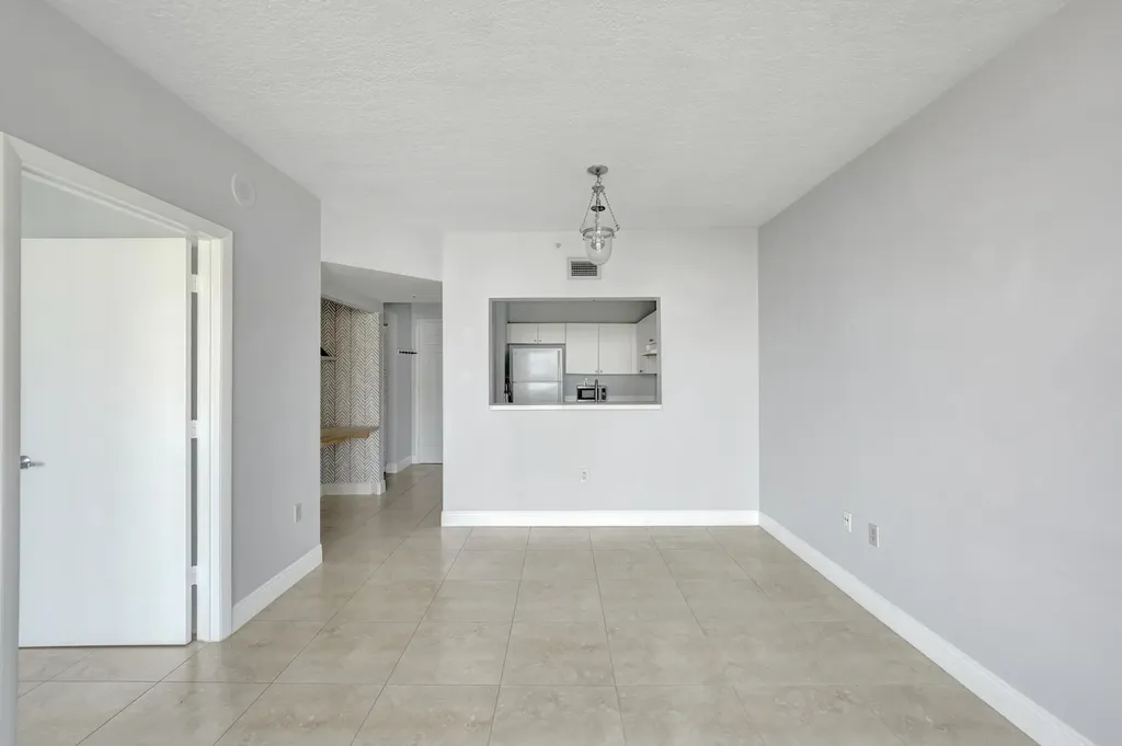 3020 NE 32nd Avenue Fort Lauderdale FL 33308