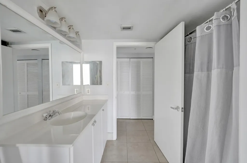 3020 NE 32nd Avenue Fort Lauderdale FL 33308