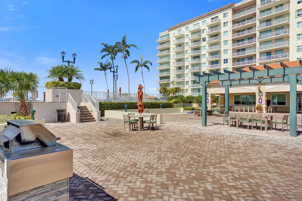 3020 NE 32nd Avenue Fort Lauderdale FL 33308