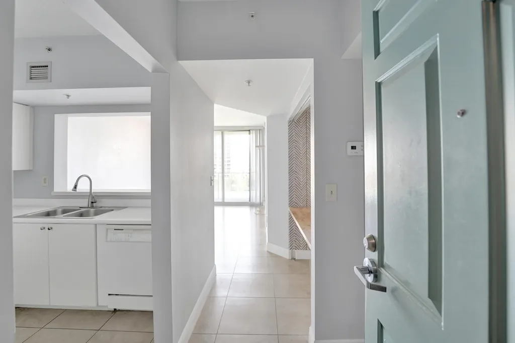 3020 NE 32nd Avenue Fort Lauderdale FL 33308
