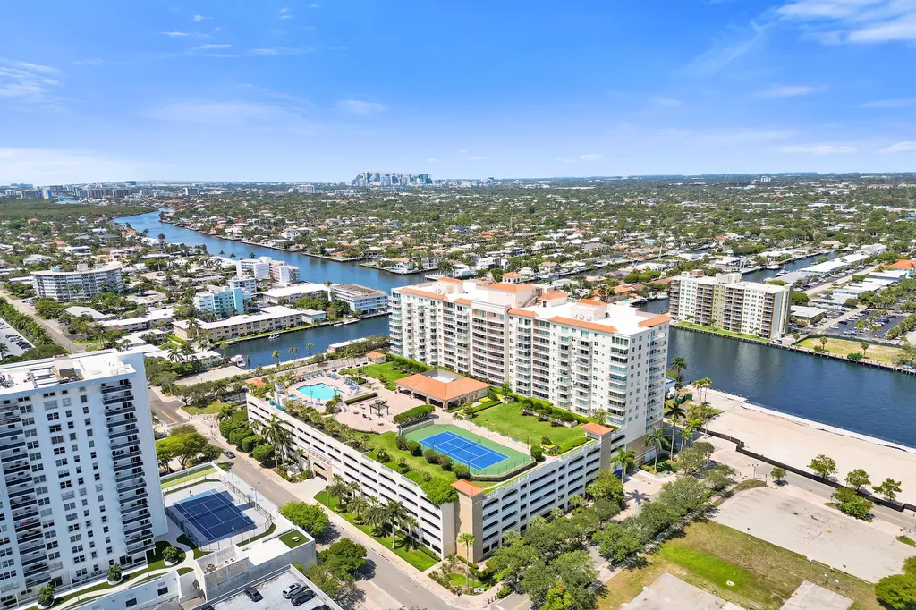 3020 NE 32nd Avenue Fort Lauderdale FL 33308