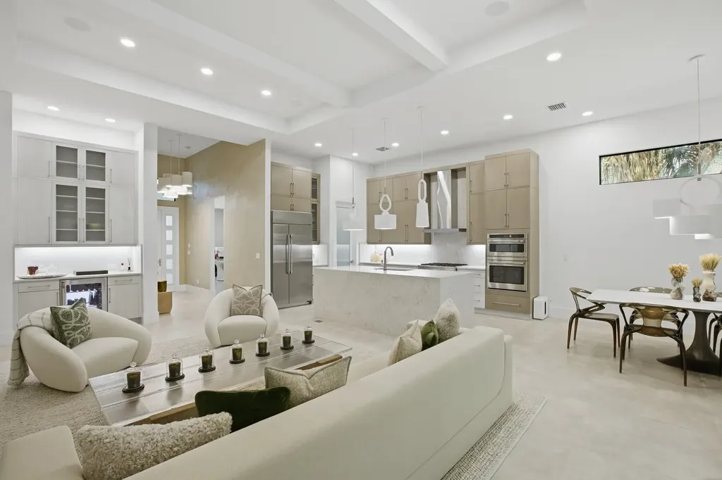1930 Frosted Turquoise Way Vero Beach FL 32963