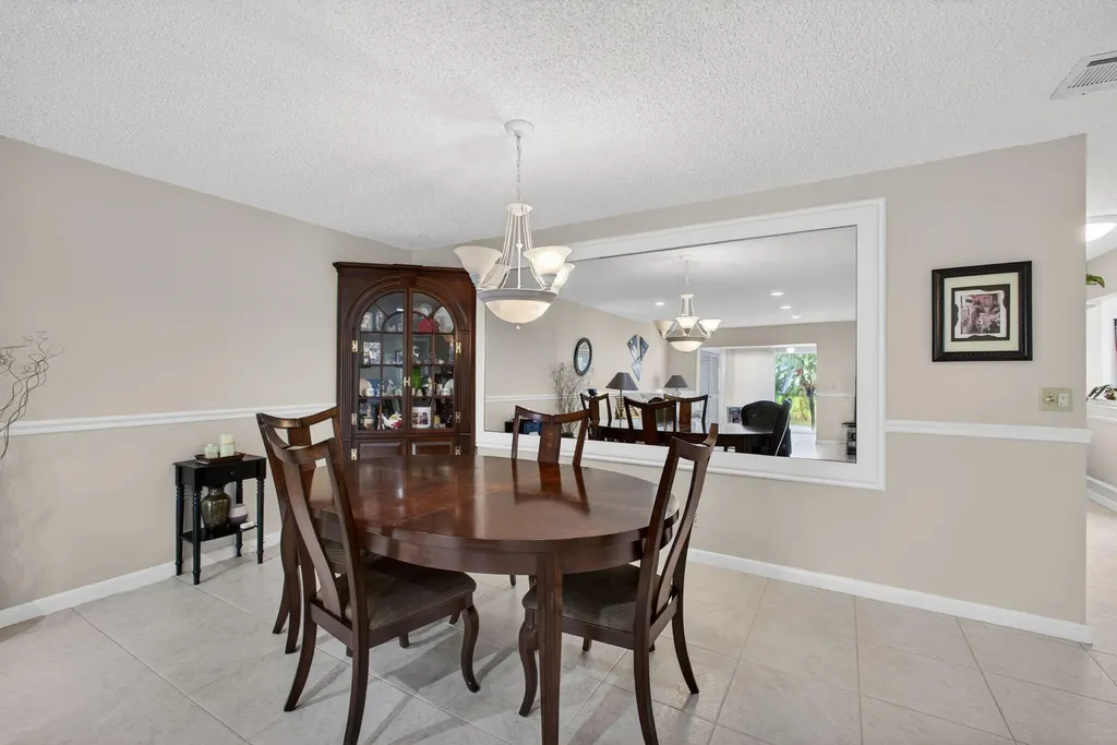 127 Lake Gloria Drive West Palm Beach FL 33411