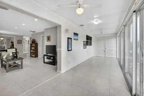 127 Lake Gloria Drive West Palm Beach FL 33411