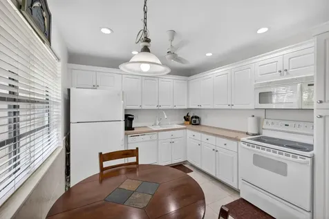 127 Lake Gloria Drive West Palm Beach FL 33411