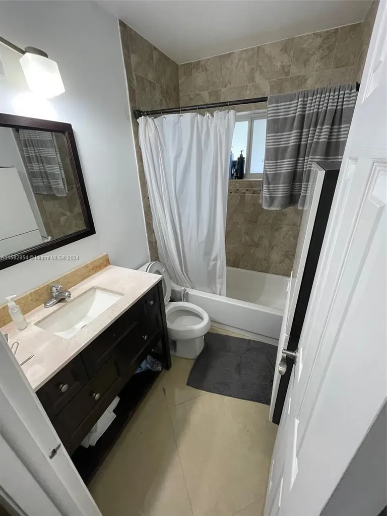 4920 SW 27th Avenue Fort Lauderdale FL 33312