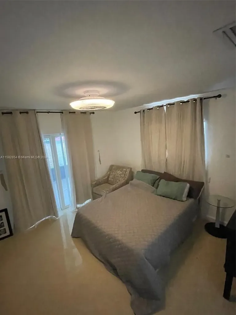 4920 SW 27th Avenue Fort Lauderdale FL 33312