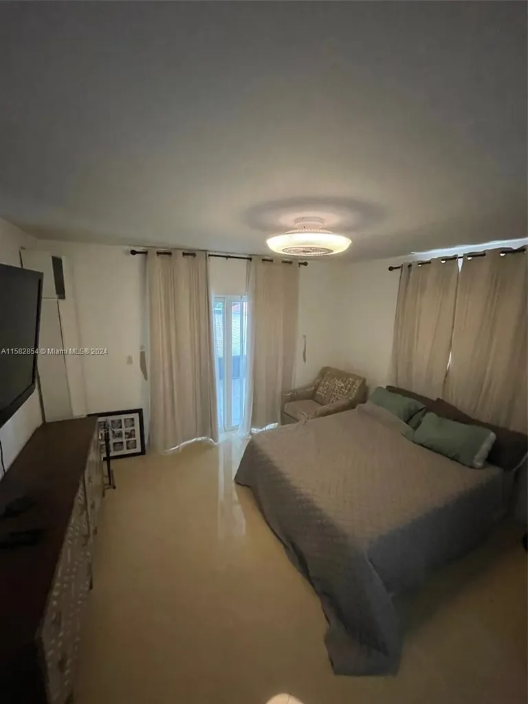 4920 SW 27th Avenue Fort Lauderdale FL 33312