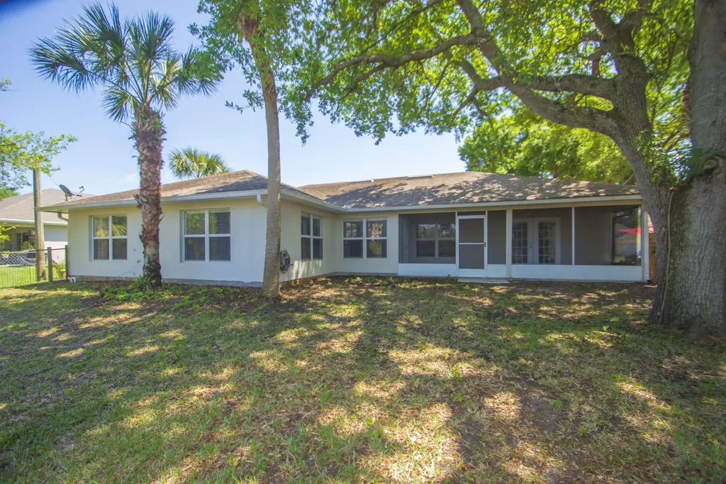 619 Carnival Terrace Sebastian FL 32958