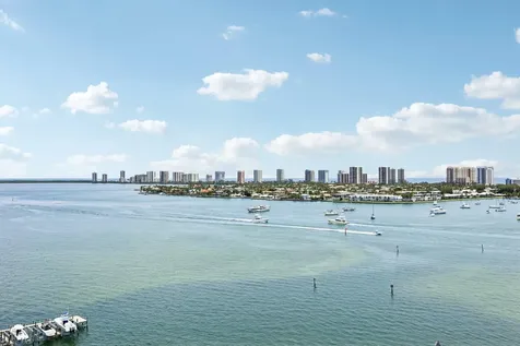 2650 Lake Shore Drive Riviera Beach FL 33404