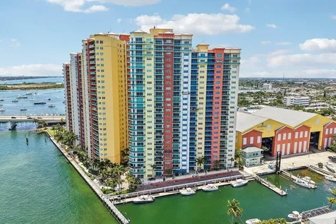 2650 Lake Shore Drive Riviera Beach FL 33404
