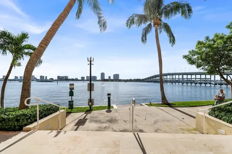 2650 Lake Shore Drive Riviera Beach FL 33404