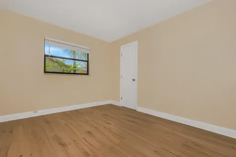 6560 SW 20th Street North Lauderdale FL 33068