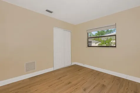 6560 SW 20th Street North Lauderdale FL 33068